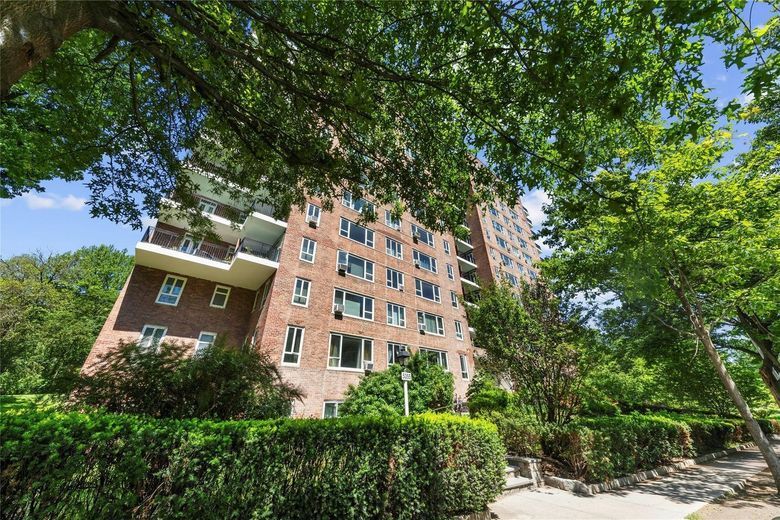 5355 Henry Hudson Parkway W #4G