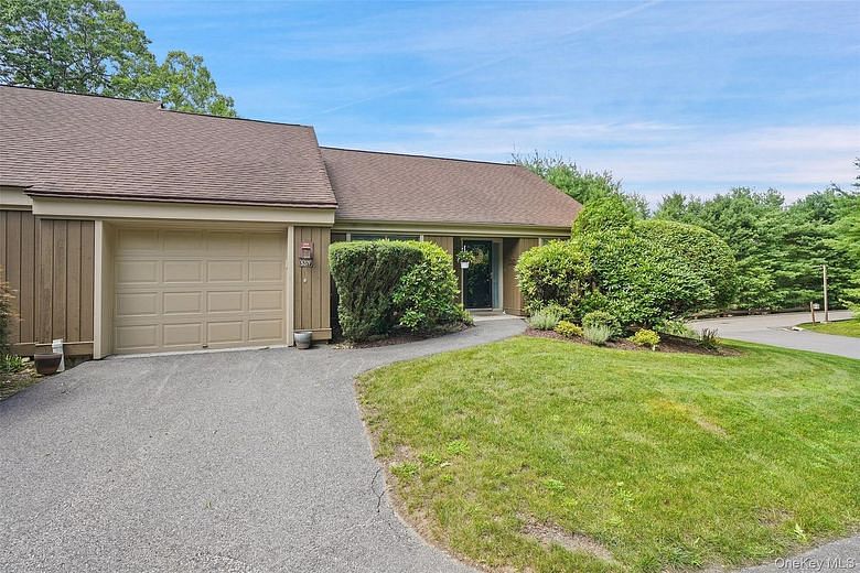 537 Heritage Hills Drive #F