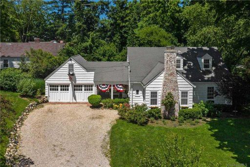 Image 1 of 28 for 4 Heckscher Drive in Long Island, Huntington Bay, NY, 11743