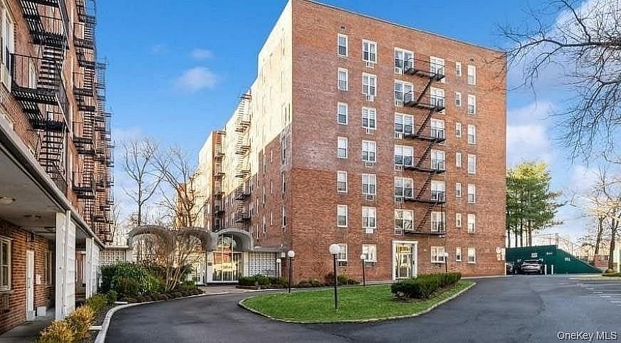 54-40 Little Neck Parkway #6M