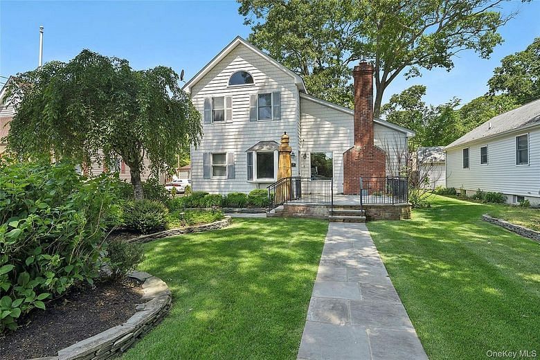 54 Breezy Point Road