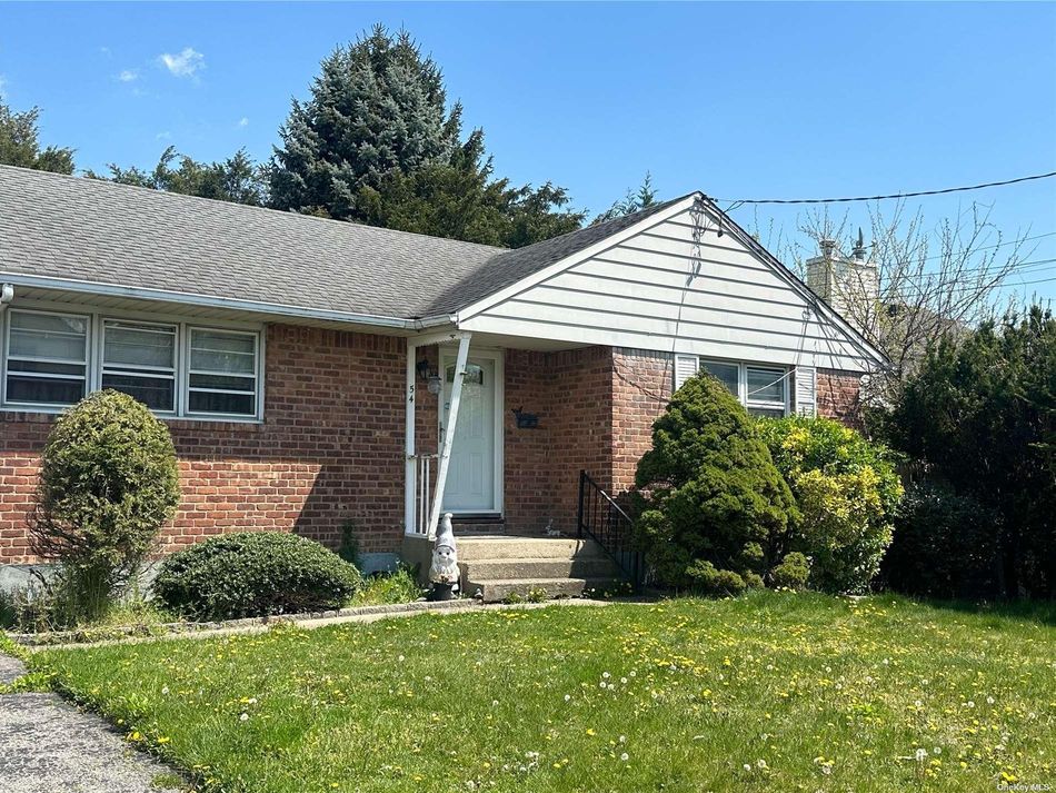 Image 1 of 1 for 54 S 1st Street in Long Island, Bethpage, NY, 11714