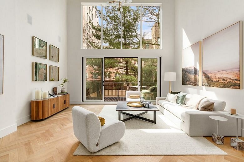 54 Saint Marks Place