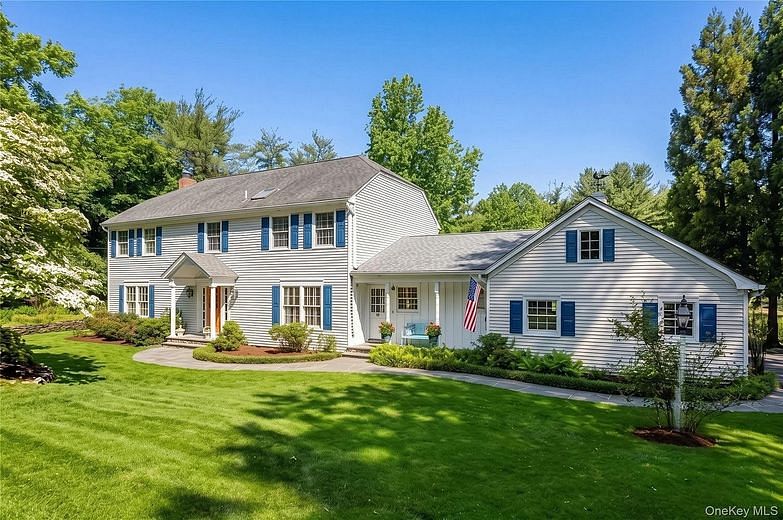 54 Snake Hill Road