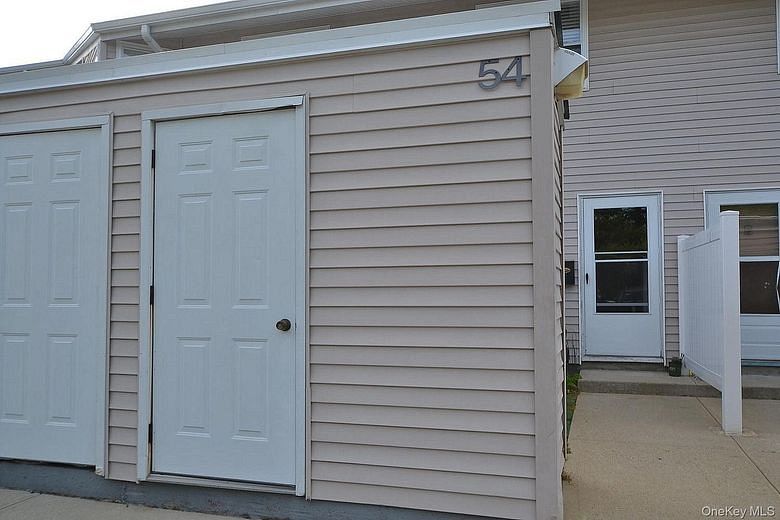 54 Townhouse Road N #54