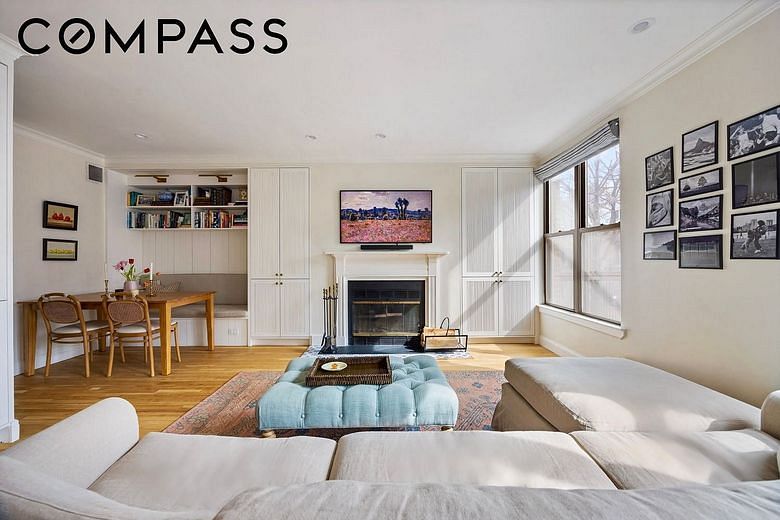 54 Willow Street #3B