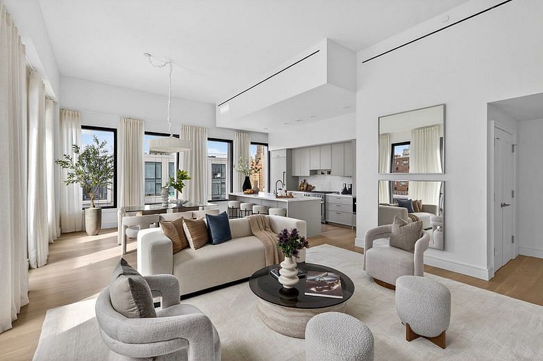 540 Sixth Avenue #PHB