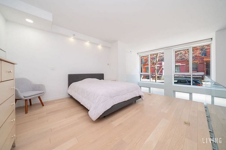 540 West 49th Street #105n
