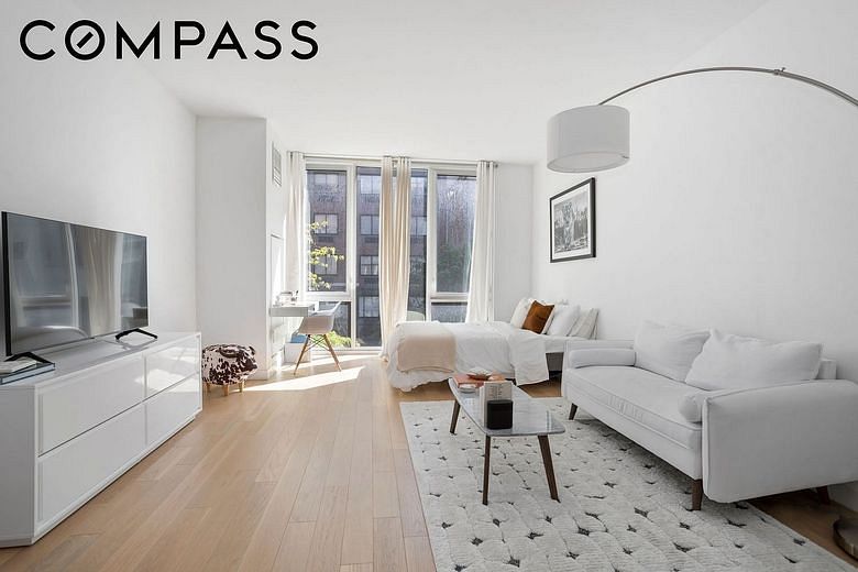 540 West 49th Street #405S