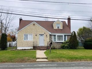 Image 1 of 2 for 255 Maple Ct in Long Island, Copiague, NY, 11726