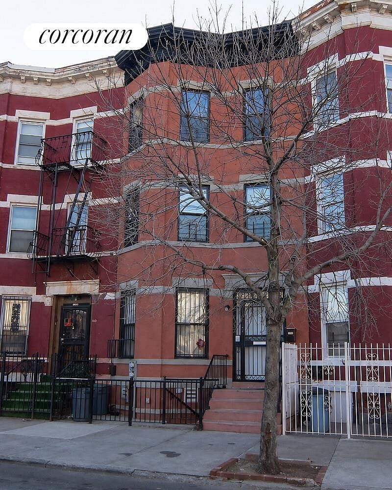 544 Van Buren Street