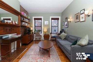 Image 1 of 8 for 114 West 80th Street #4R in Manhattan, New York, NY, 10024