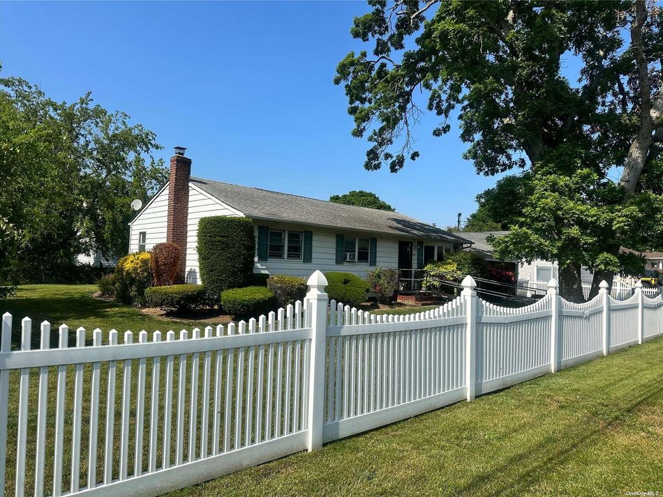 Image 1 of 21 for 15 Spruce Road in Long Island, Amityville, NY, 11701