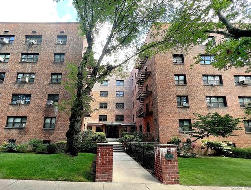 Image 1 of 19 for 61 White Oak Street #2H in Westchester, New Rochelle, NY, 10801