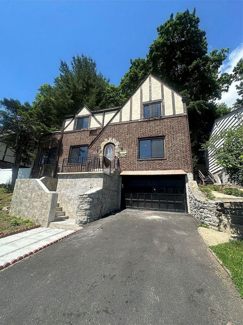 55 Brookdale Drive