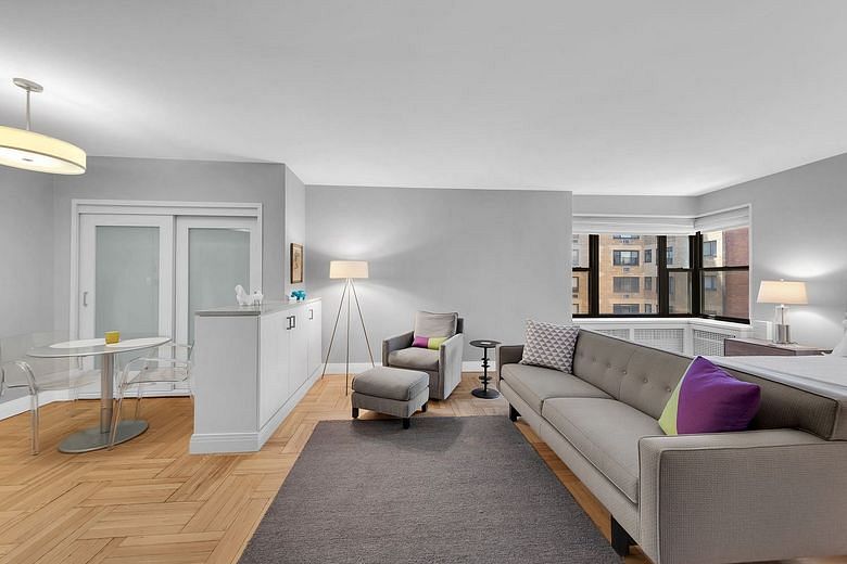 55 East End Avenue #11N