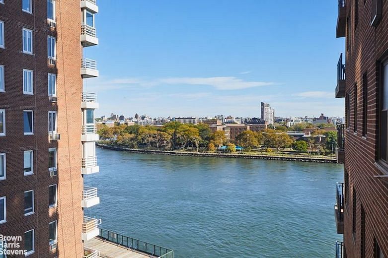 55 East End Avenue #7E