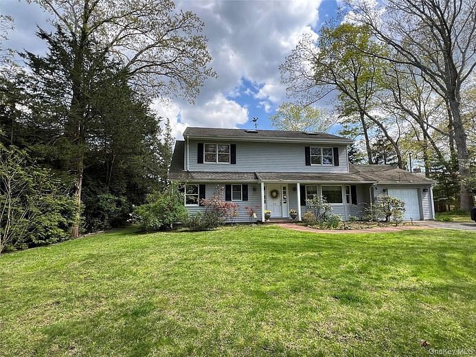 55 Leafy Way
