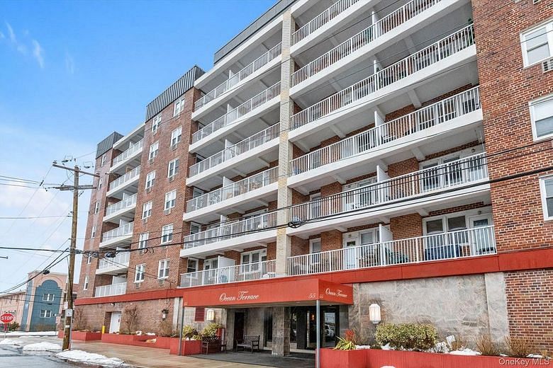 55 Monroe Boulevard #5R