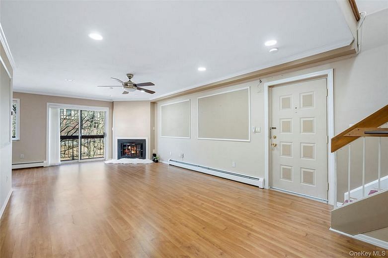 55 N Broadway Avenue #3-14