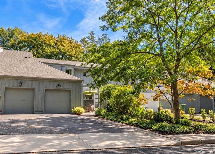 55 Rockledge Path