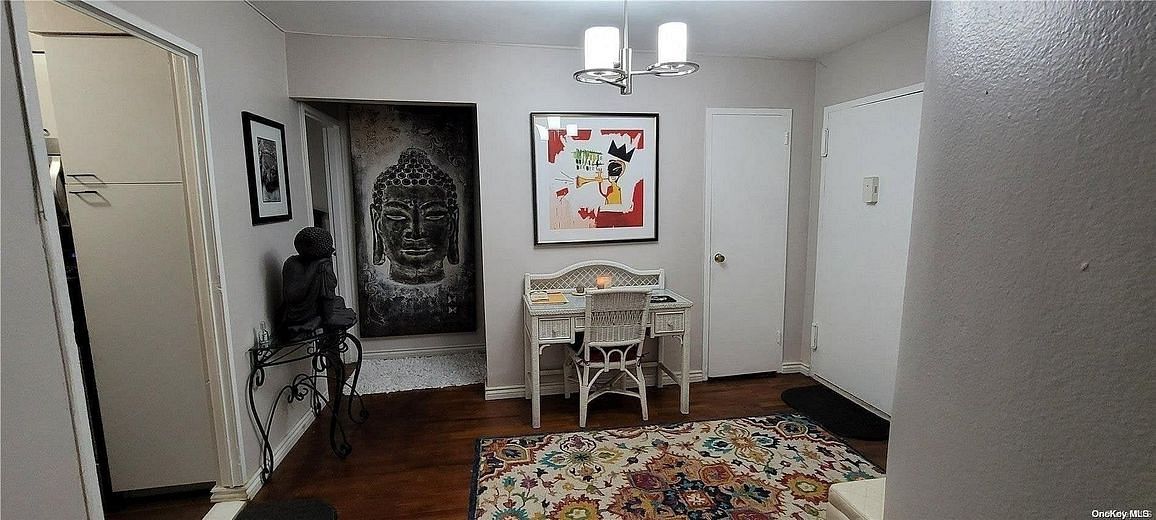 55 S Bergin Place #3F