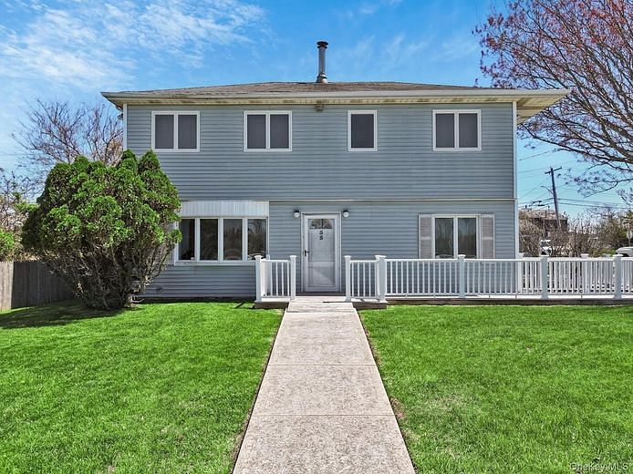 55 William Floyd Parkway