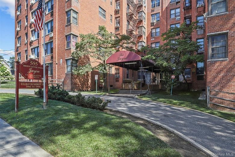 555 Bronx River Rd #1J