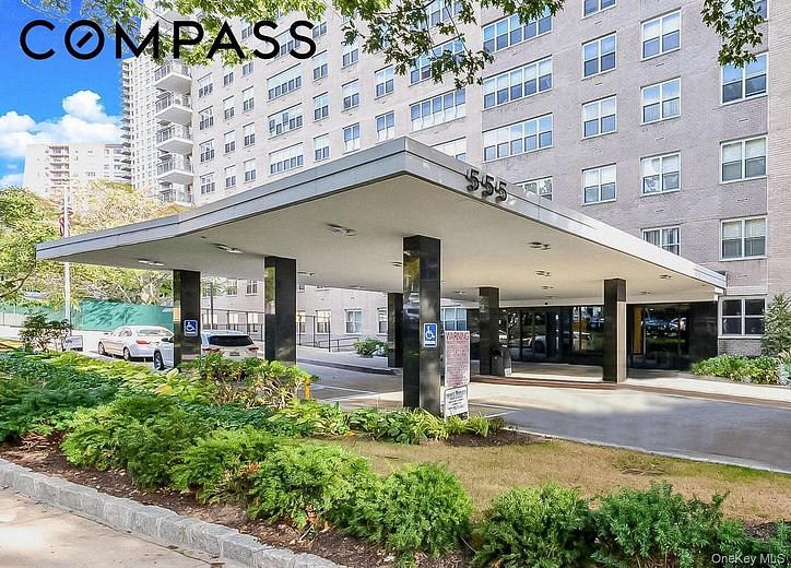 555 Kappock Street #11J