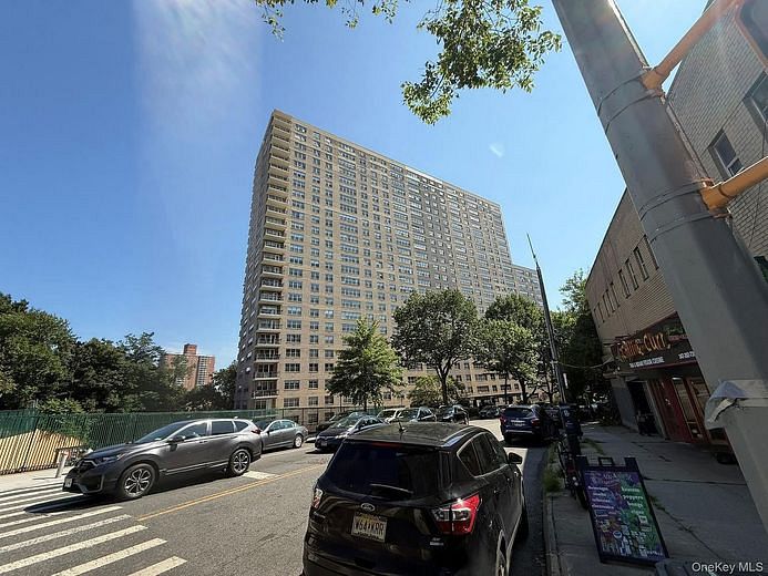 555 Kappock Street #11P