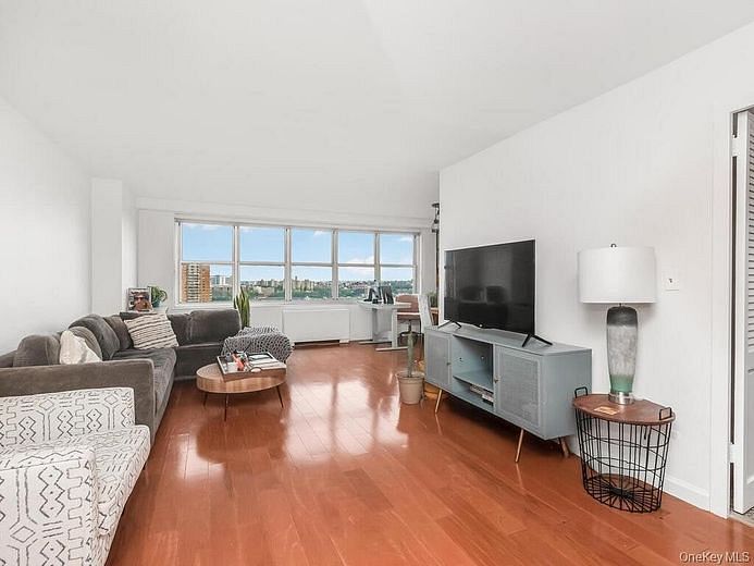 555 Kappock Street #18C