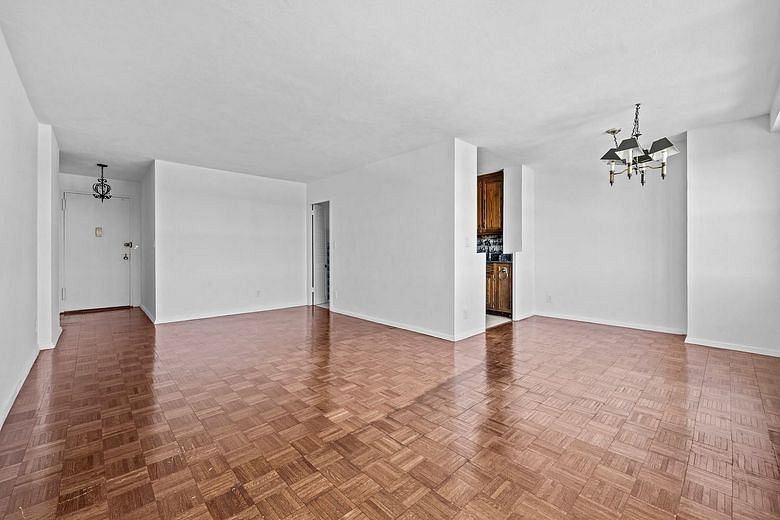 555 Kappock Street #21K