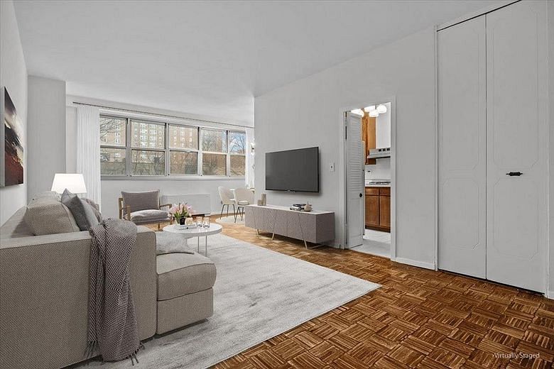 555 Kappock Street #4H