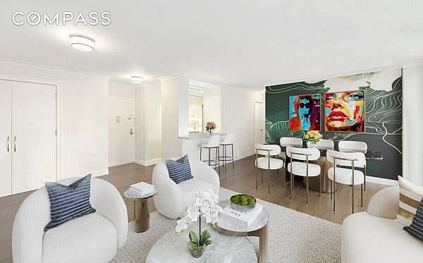 555 Main Street #1002