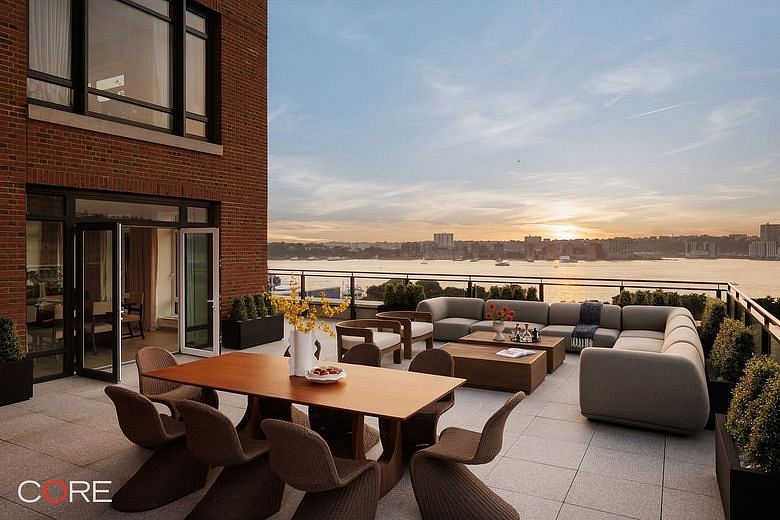 555 West 22nd Street #11AW