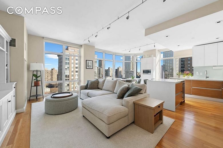 555 West 59th Street #25E