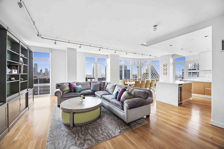 555 West 59th Street #32B
