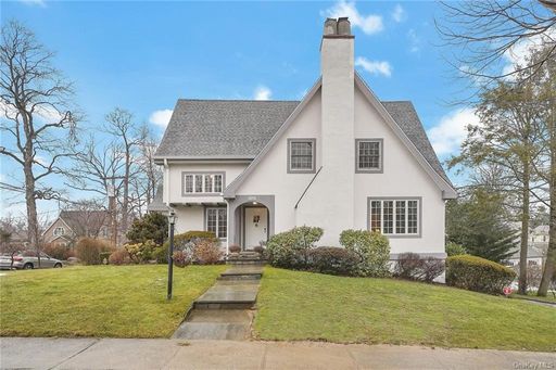 Image 1 of 35 for 1048 Grant Avenue in Westchester, Pelham, NY, 10803
