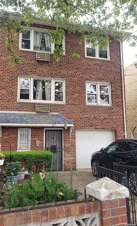 557 Eldert Lane