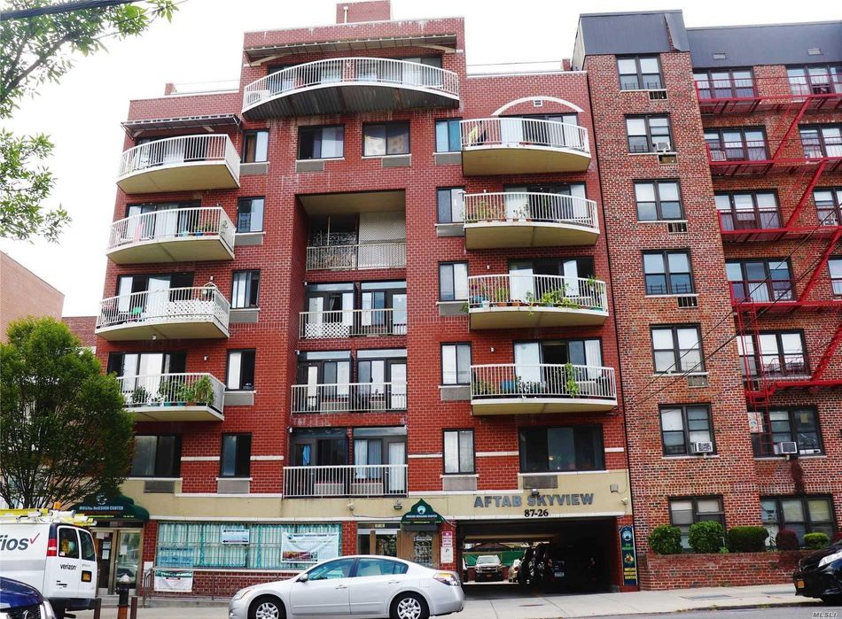 Image 1 of 1 for 87-26 175th Street #5B in Queens, Jamaica, NY, 11432