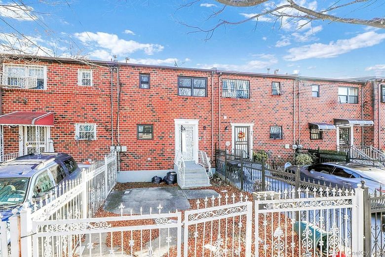 559 Cleveland Street