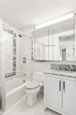 Image 1 of 12 for 200 E 94th Street #1212 in Manhattan, New York, NY, 10128