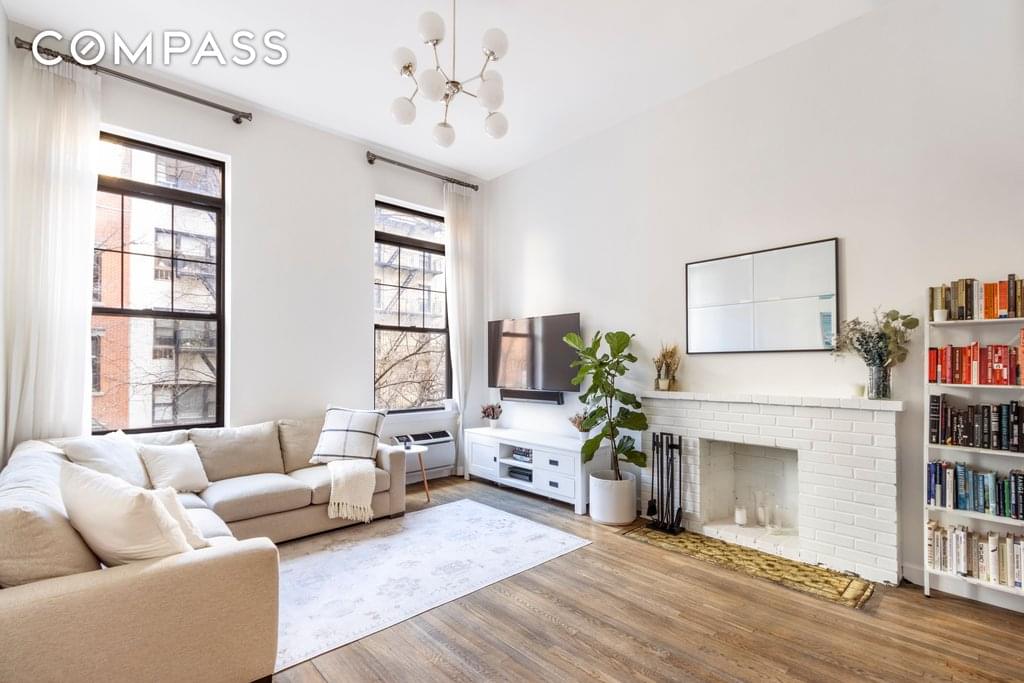130 East 17th Street #3A in Manhattan, New York, NY 10003