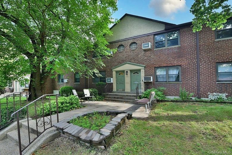 56-15 244 Street #Upper