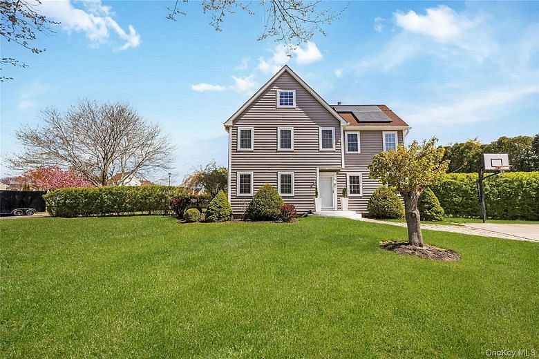 56 Arrowhead Avenue