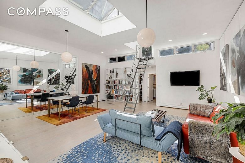 56 Bergen Street #1R