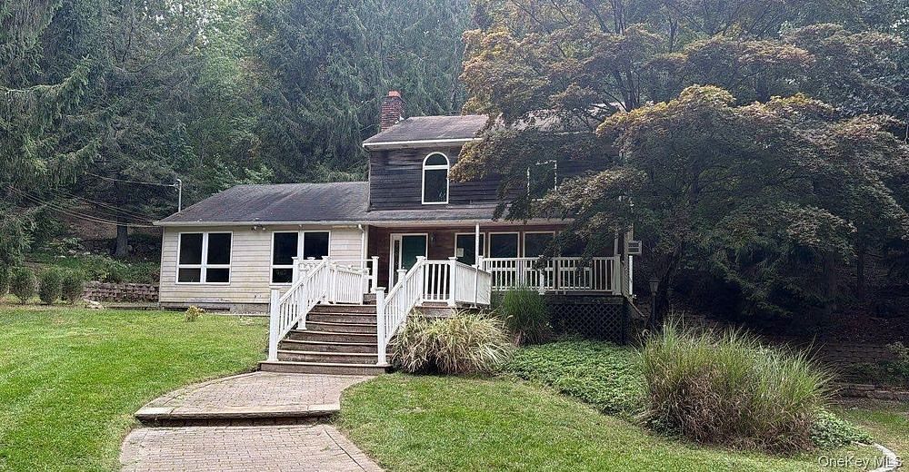 56 E Bartlett Road