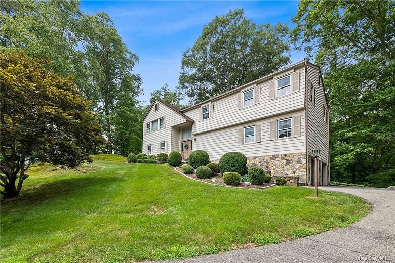 56 Holmes Lane
