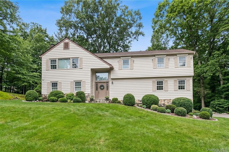56 Holmes Lane