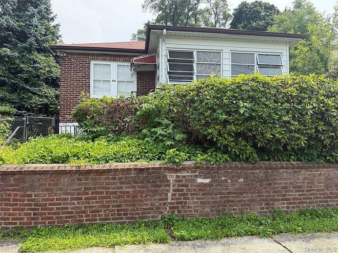 56 Hunt Avenue